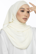 Load image into Gallery viewer, Bliss Instant Shawl Cream
