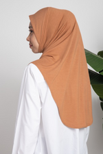 Load image into Gallery viewer, Saroong Taj - Pecan
