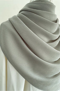 Pleats Please Curve 2.0 Santa Grey