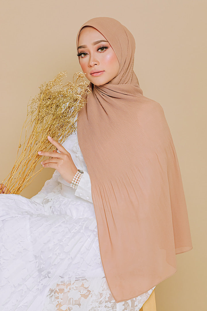 Half Pleated Shawl